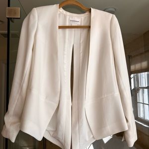 Elegant White Blazer by Club Monaco